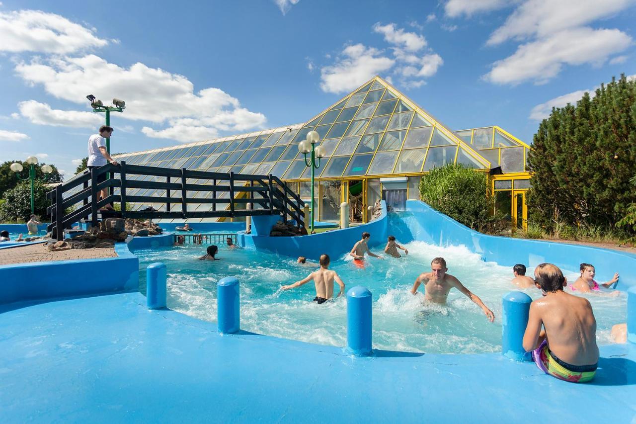 Готель Oostappen Vakantiepark Hengelhoef Nv Aan de Wolfsberg Екстер'єр фото