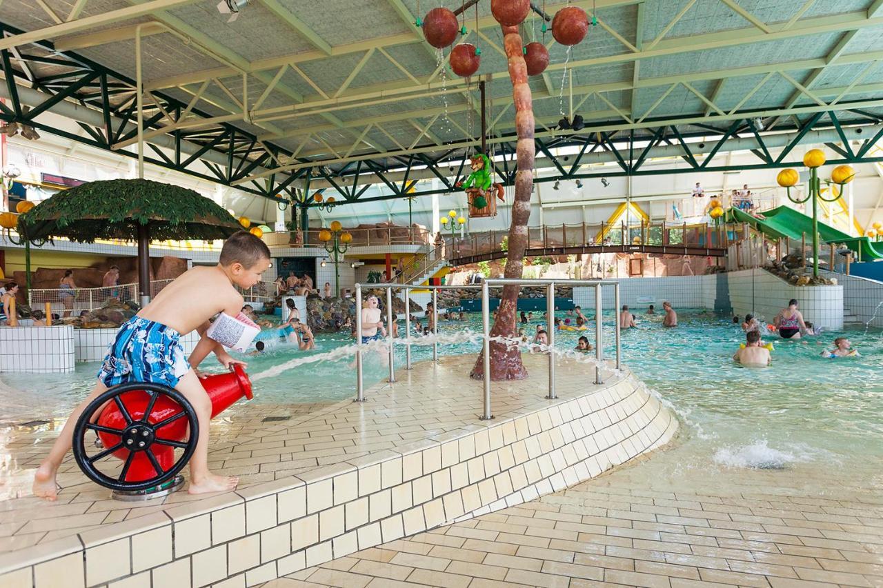 Готель Oostappen Vakantiepark Hengelhoef Nv Aan de Wolfsberg Екстер'єр фото